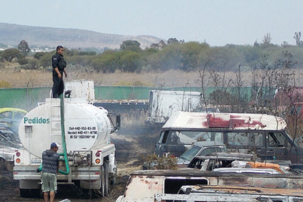 Evalúan situación jurídica de corralón