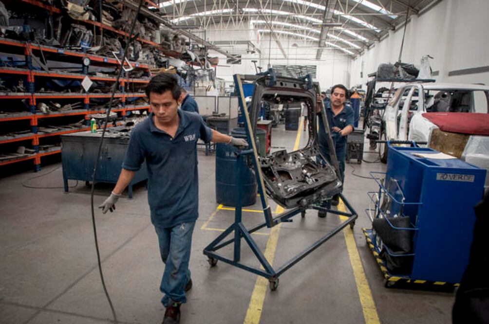 Gran parte del aluminio y acero que se produce en el Bajío se comercializa hacia empresas locales de autopartes, electrónicos y otras manufacturas. / Foto: Archivo