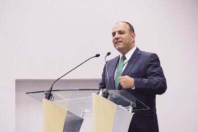 Presenta Loyola Vera propuesta de trabajo