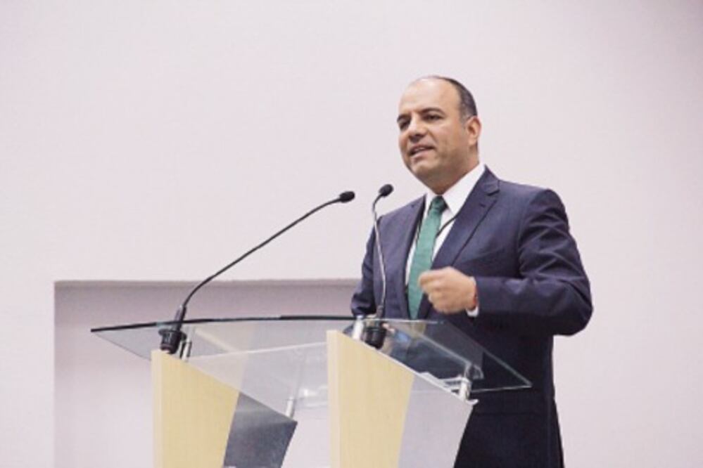 Presenta Loyola Vera propuesta de trabajo