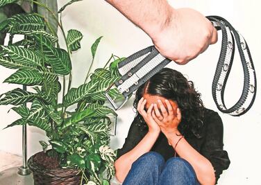 Dan apoyo a víctimas de violencia de género