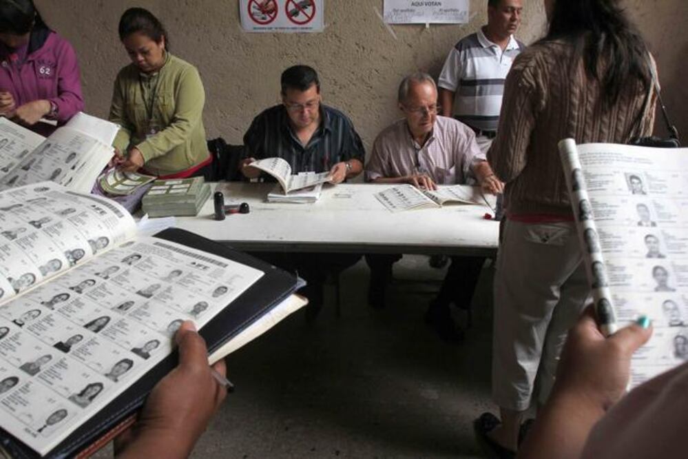 El 30 de marzo comenzó la carrera para ganar el voto de millones de electores que asistirán a las urnas el próximo 1 de julio, donde serán elegidos diversos puestos locales y federales que reacomodarán el panorama político del país. (ARCHIVO EL UNIVERSAL)