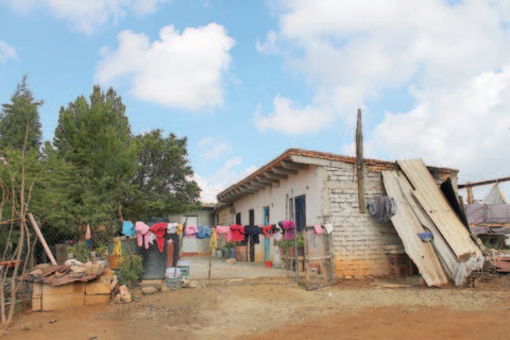 Proyecta Pinal de Amoles construir 300 viviendas