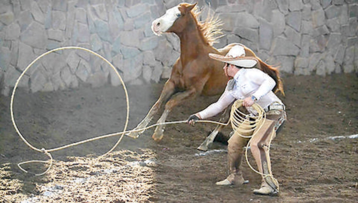 Sagrado Corazón a la cabeza