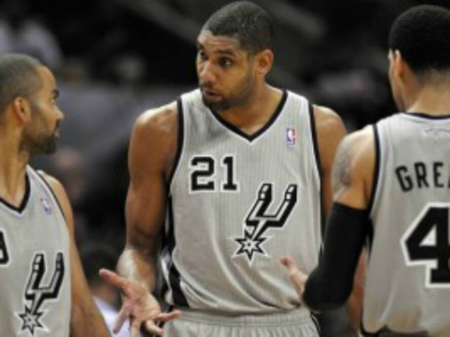 Baja de los Spurs, por lesión