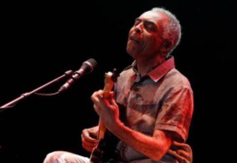 Gilberto Gil festeja 71 años de éxitos