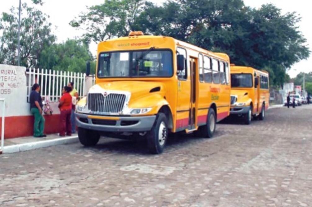 Ampliarán transporte para estudiantes serranos