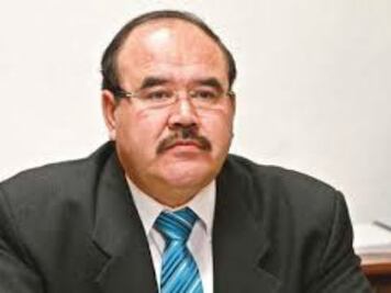 Galván propone evaluar maestros