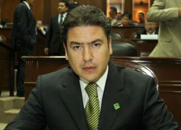 Buscará diputado ayudar a municipios con déficit.