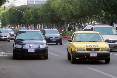 Concesionarios piden terminar con el pirataje de taxis