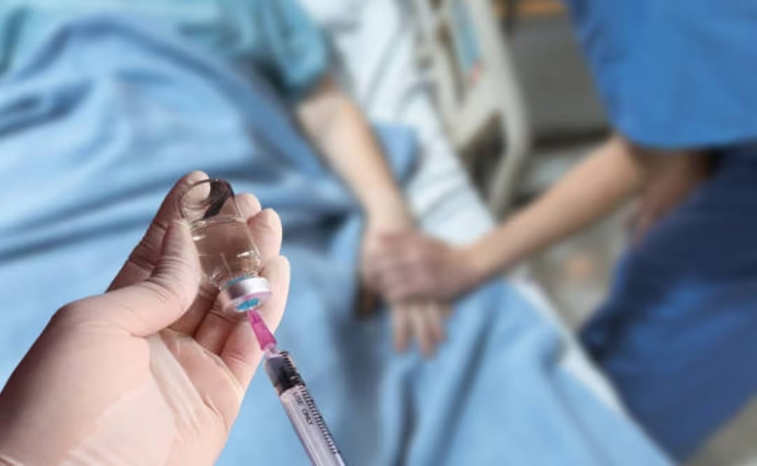 Siete de cada 10 personas están a favor de eutanasia en México, señala reporte. Foto: iStock