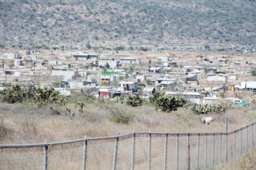 Avanza regularización de lotes en El Marqués