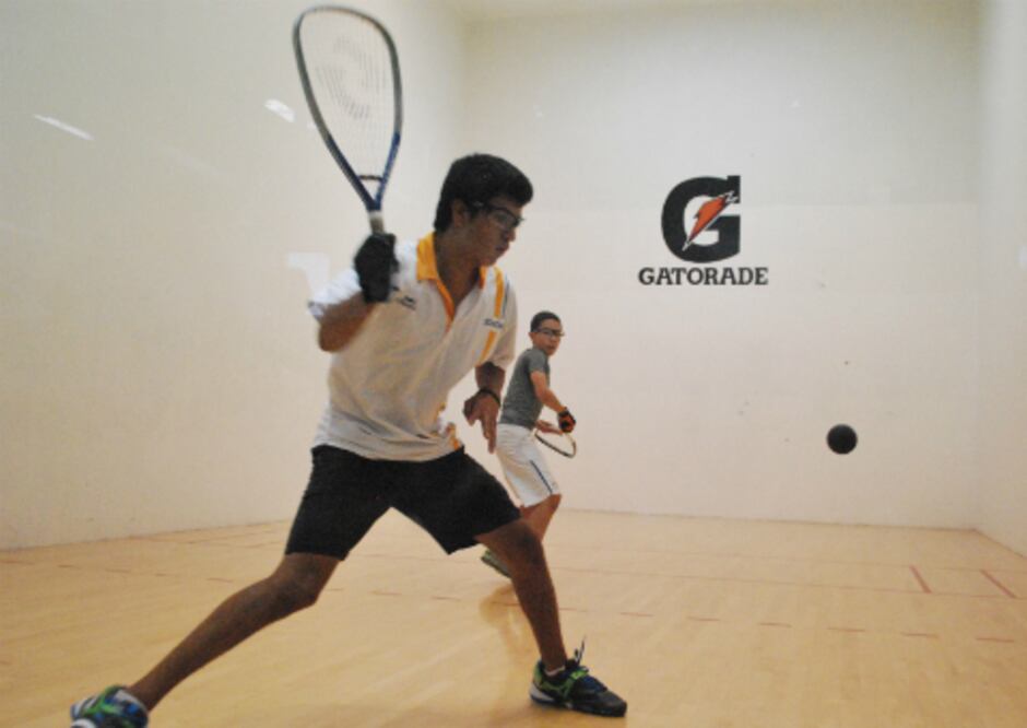 Profetas en su tierra en racquetbol