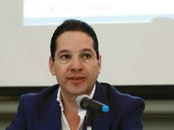 Pancho Domínguez a favor de Juan Zepeda