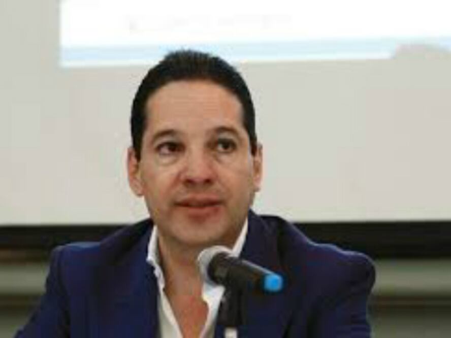 Pancho Domínguez a favor de Juan Zepeda