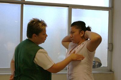 SSa registra 115 casos de cáncer de mama