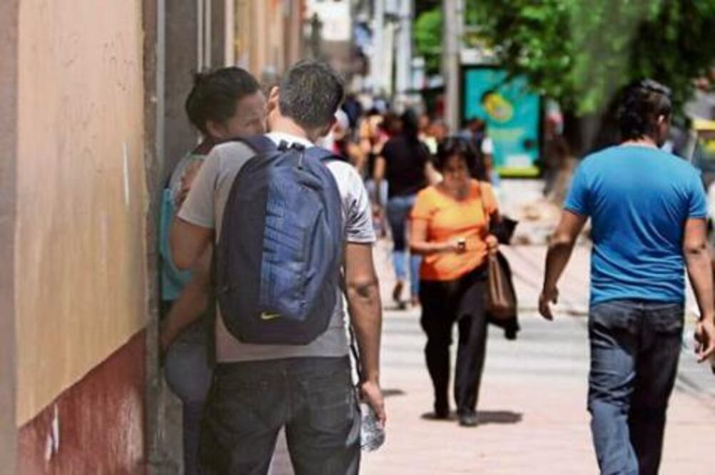 Iglesia rechaza unión entre personas gay