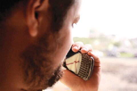 Firman convenio contra la extorsión telefónica