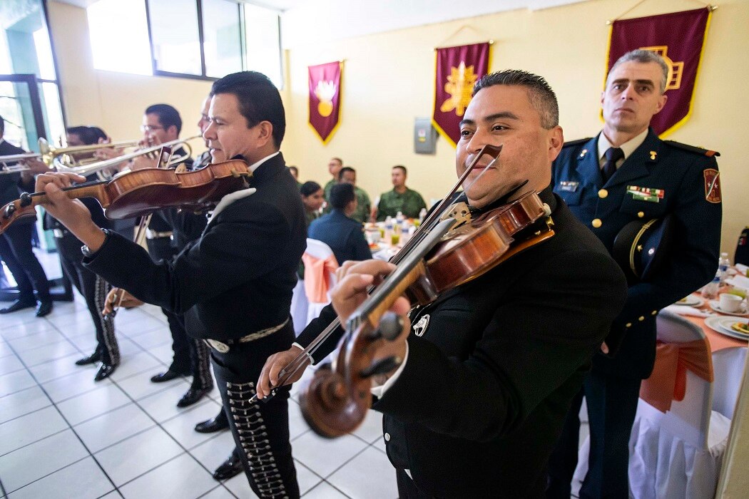 #Crónica| Con mariachi, festejan 106 años del Ejército Mexicano 