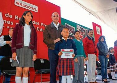 Resalta importancia de la educación