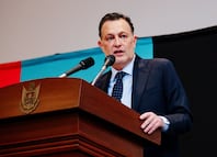 Kuri seguirá en la vida pública al concluir mandato