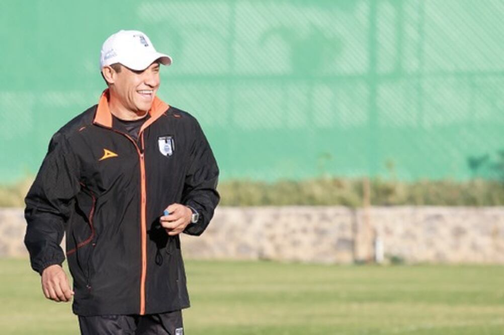 Ambriz cambia de Gallos para la pelea