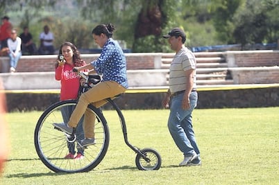 Diversión por aire y tierra   