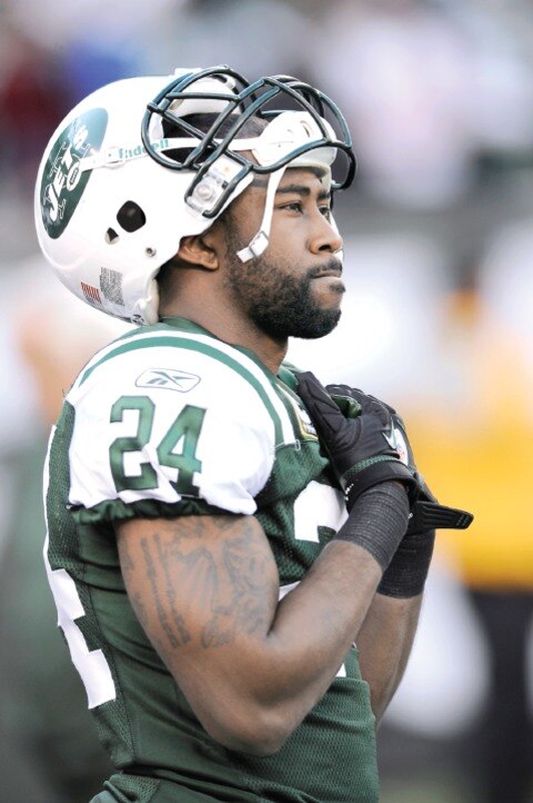 Bucaneros hace canje y adquiere a Revis