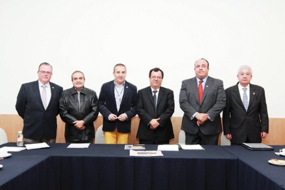 EL UNIVERSAL, con Consejo Editorial