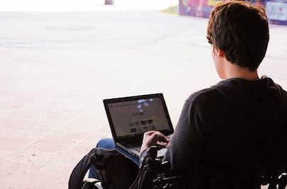 Piden erradicar acoso en redes