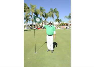 Celebran en el hoyo 19