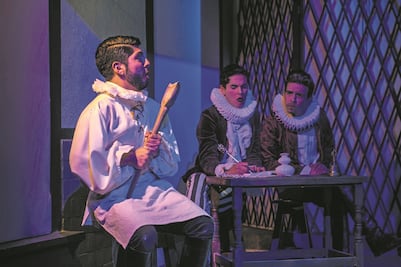 Miembros de la comunidad teatral están de fiesta