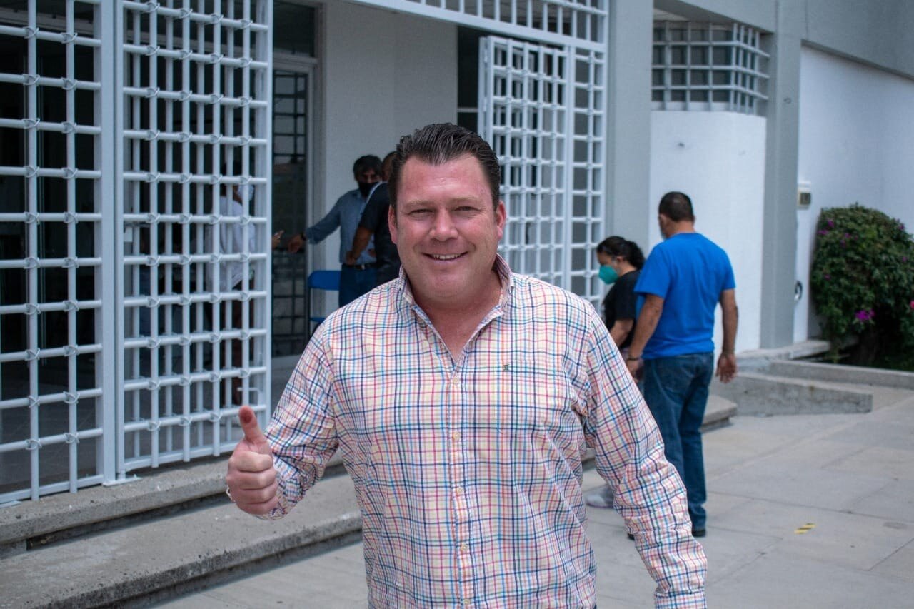 Va Edgar Inzunza como coordinador de Morena