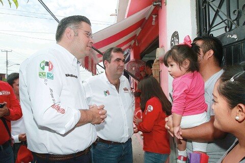 Pozo continúa con “campaña a tierra”