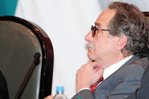 A retirar apoyos a grupos y porras