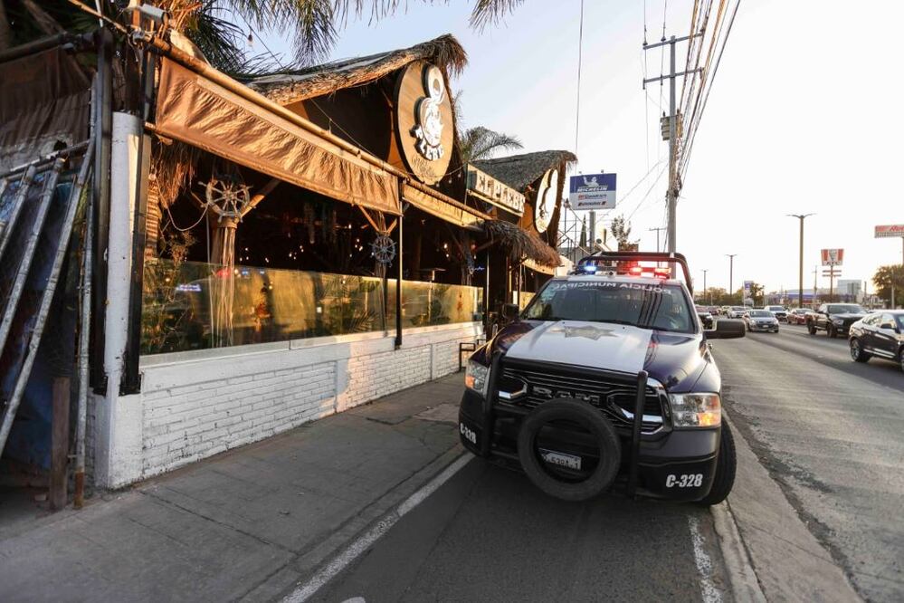 Clausuran 5 establecimientos en Corregidora por falta de permisos. Foto: Especial