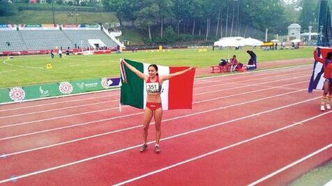 Queretana Zoila Flores logra presea de bronce