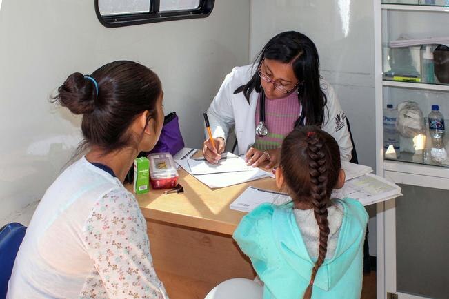 Trabajadores de Salud exigen disculpa pública a secretario