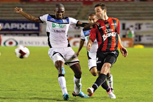 Gallos Blancos va contra Chiapas