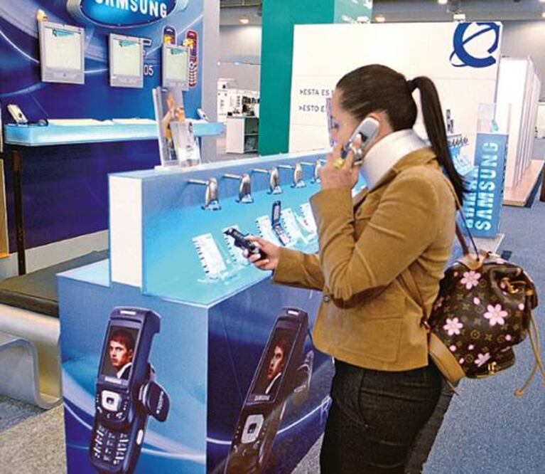 Se quejan de celular y cable: Profeco