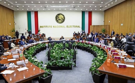 Perfiles de la 4T se cuelan en el INE; buscan ser consejeros