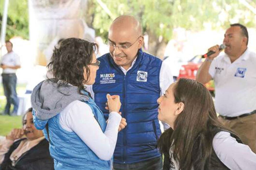 Marcos propone duplicar becas