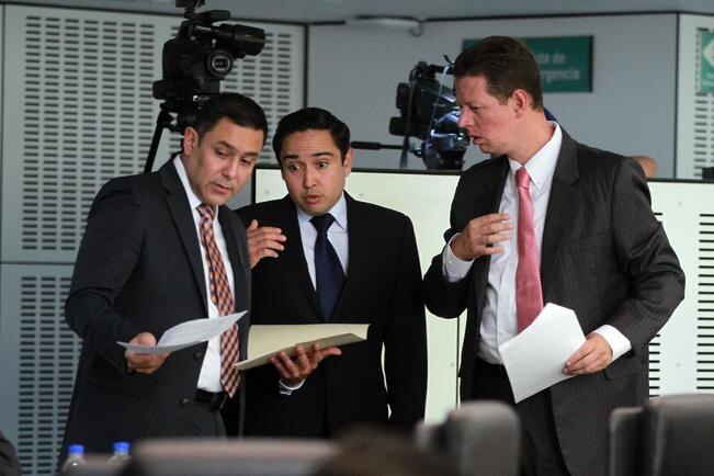 Los diputados Magaña y Ortiz dejan hoy su curul