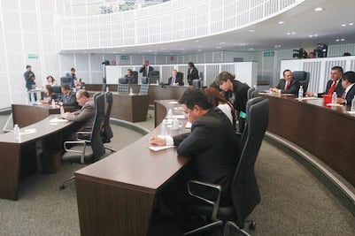 Aprueban reformas en defensa de menores