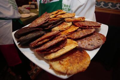 Suculentos manjares en la Feria de la Gordita 