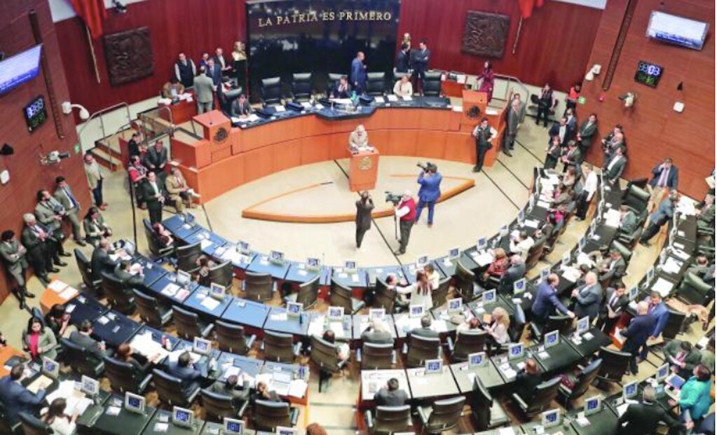 Eliminar comisiones bancarias respalda la economía, aseguran Senadores de Morena