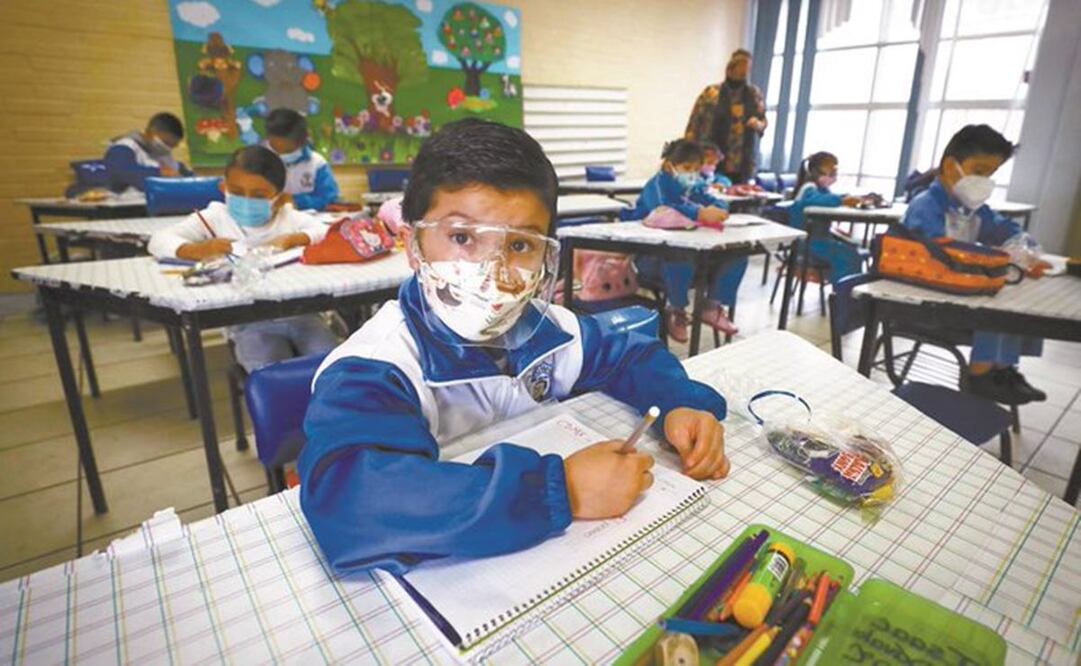 Calendario escolar 2021-2022 Querétaro: Días inhábiles, vacaciones y CTE. Foto: Archivo EL UNIVERSAL