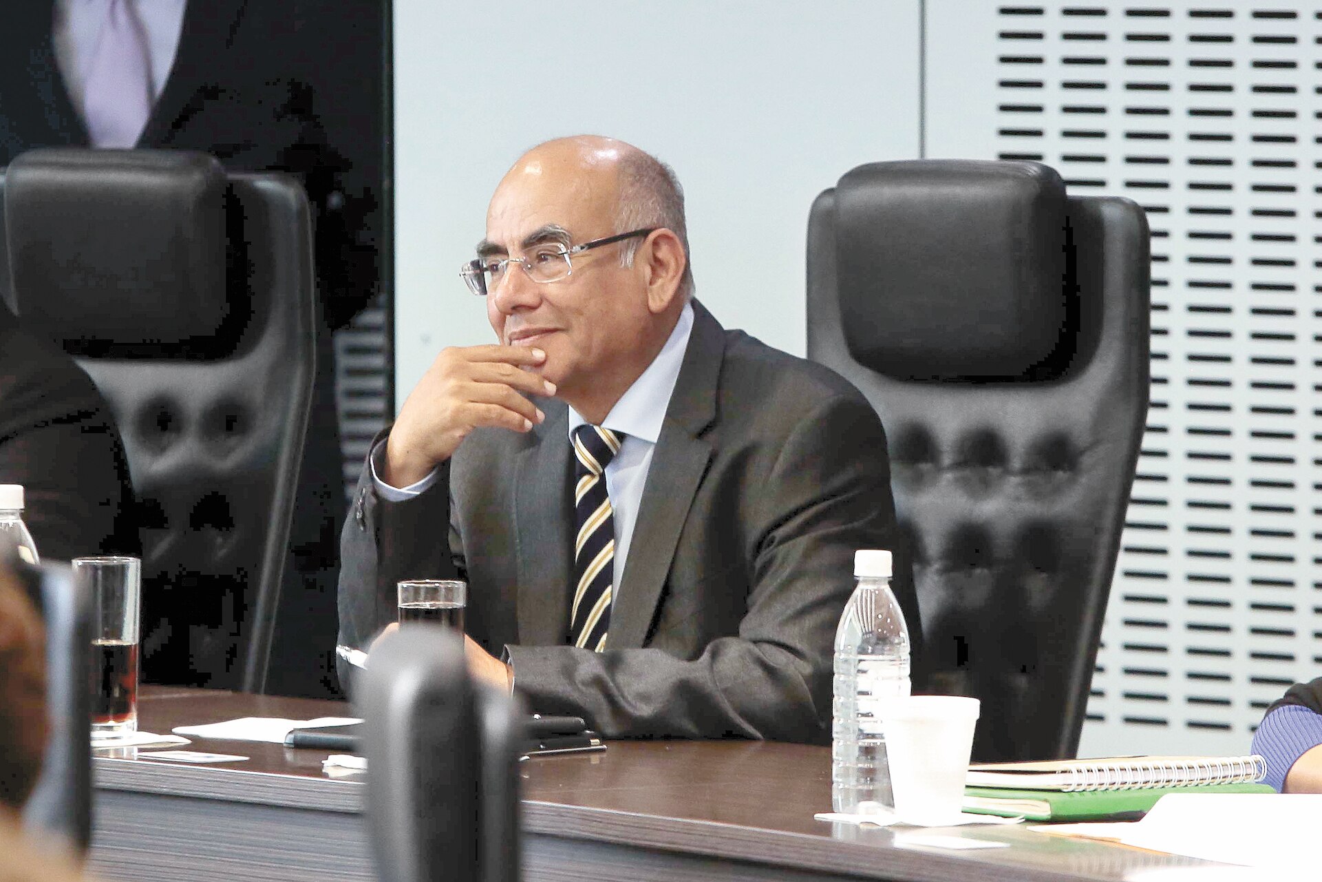 “Reelección, tema que se debe revisar”