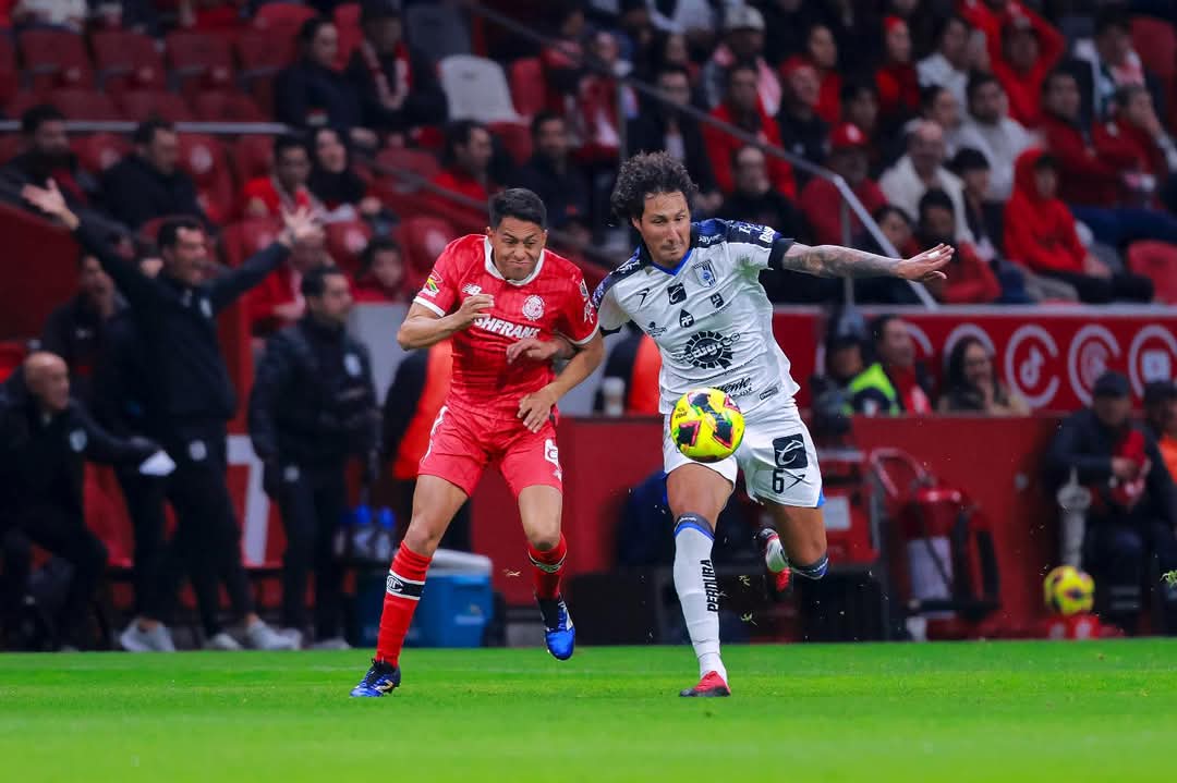 Gallos Blancos de Querétaro es goleado en Toluca