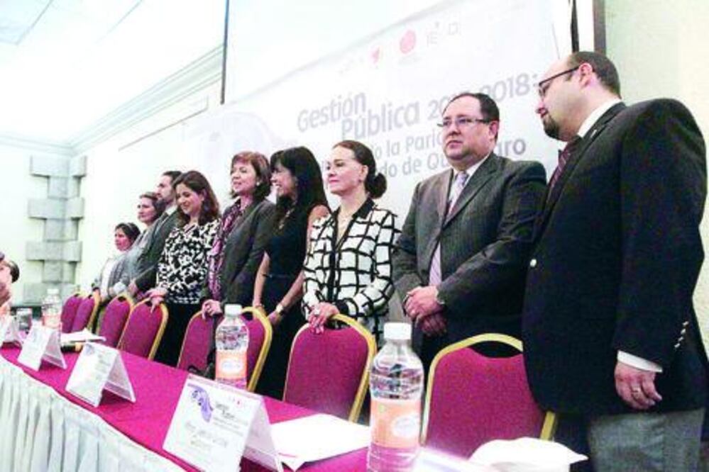 Promueven la igualdad de género con foro 